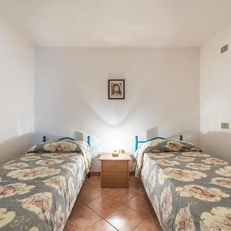 Vakantiehuis Chia Domus De Maria